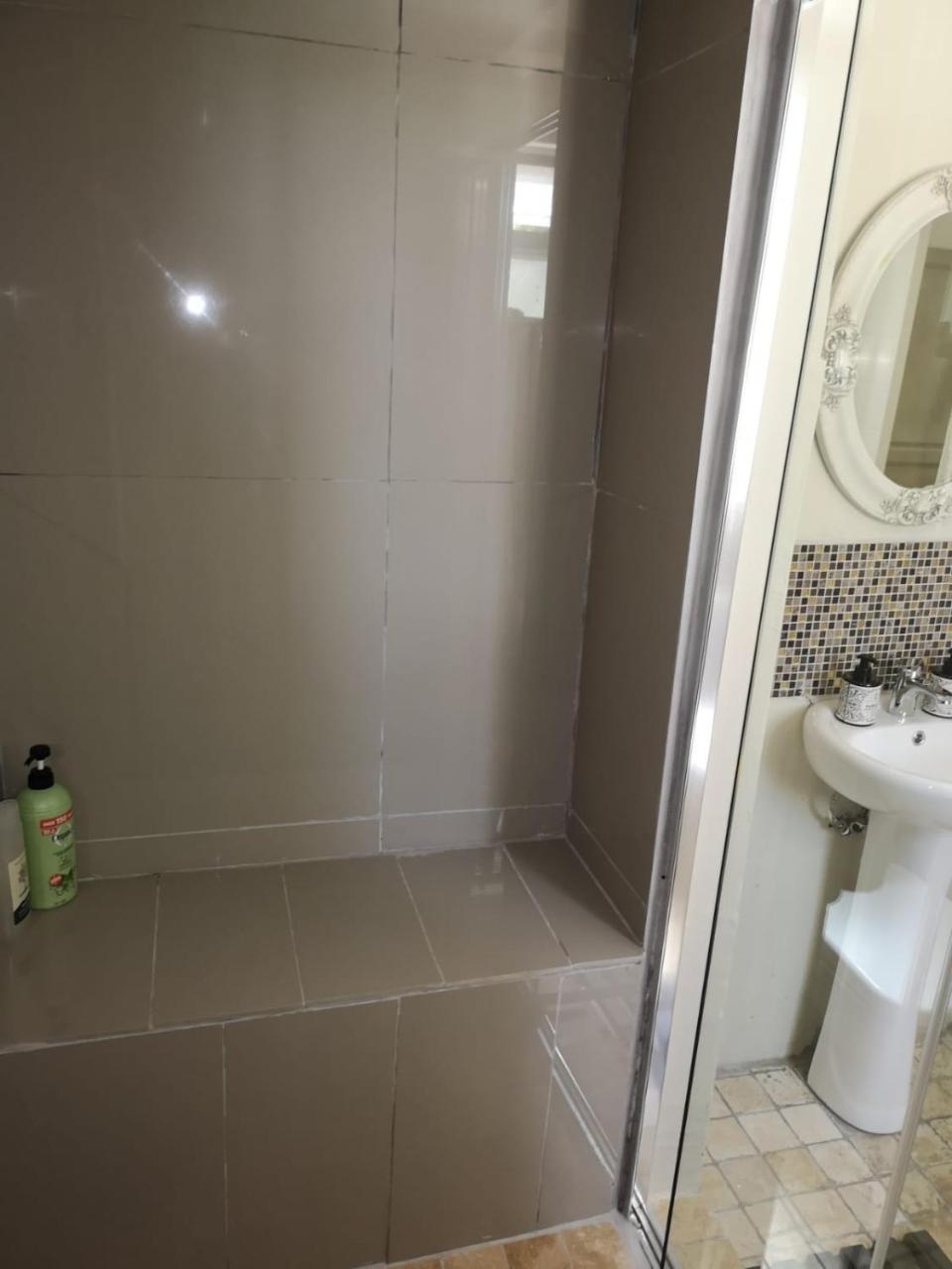 غرب سومرست Almond Cottage Bed & Breakfast المظهر الخارجي الصورة